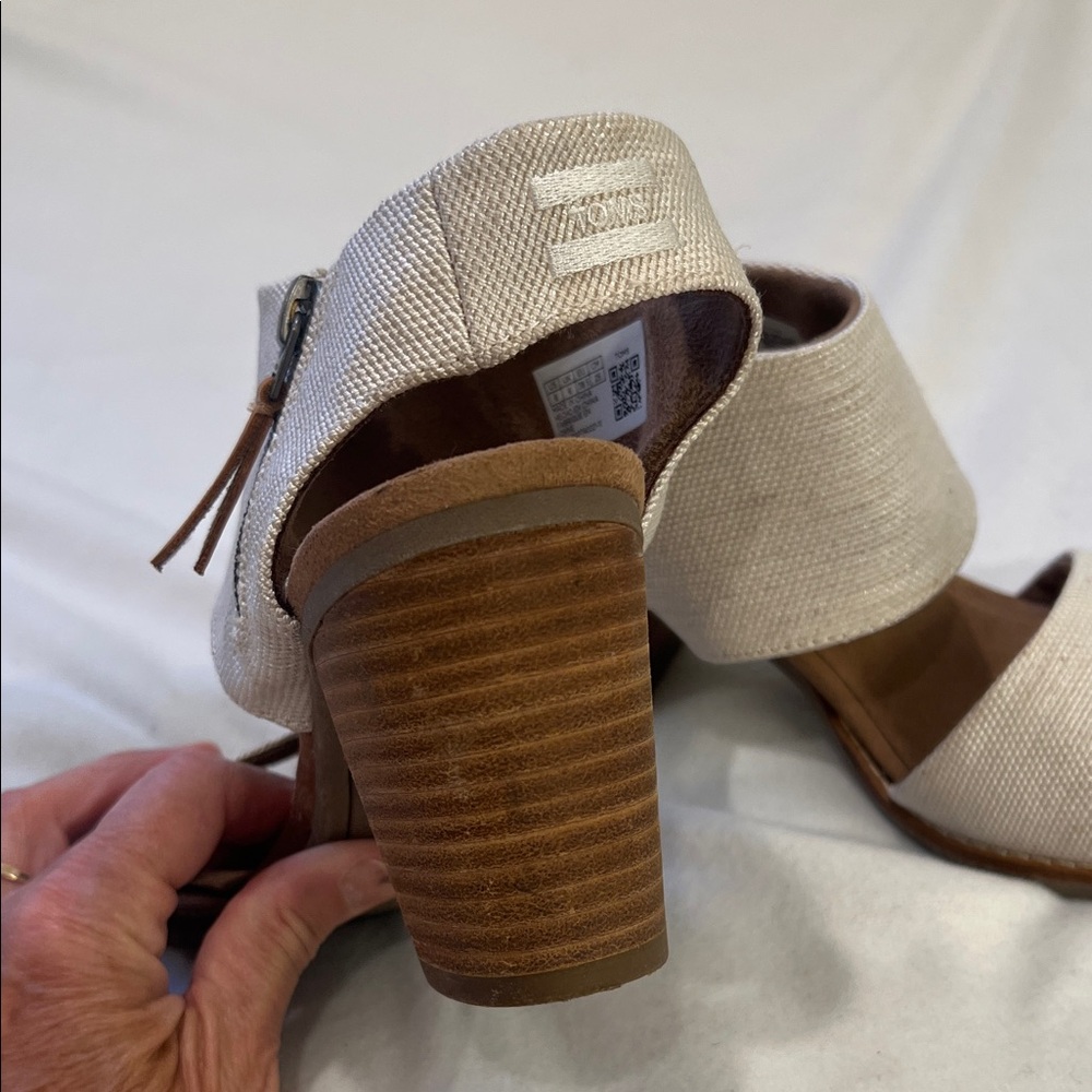 Tom’s Majorca Women's Neutral Fabric Block Heel Sandals - Beige Womens 8 - Picture 7 of 8